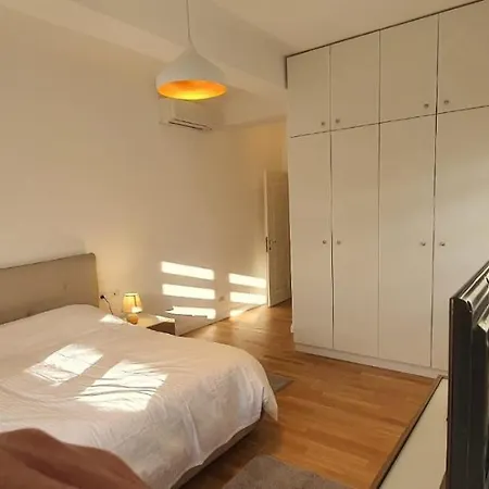 Luxury Gated Comunity Apartament Apartment Tirana
